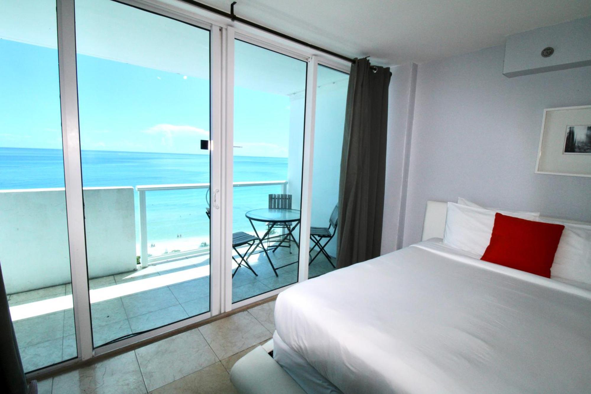 Castle 828 Oceanfront View With Balcony, Pool, Tennis, Beach Access And Free Parking! Маями Бийч Екстериор снимка
